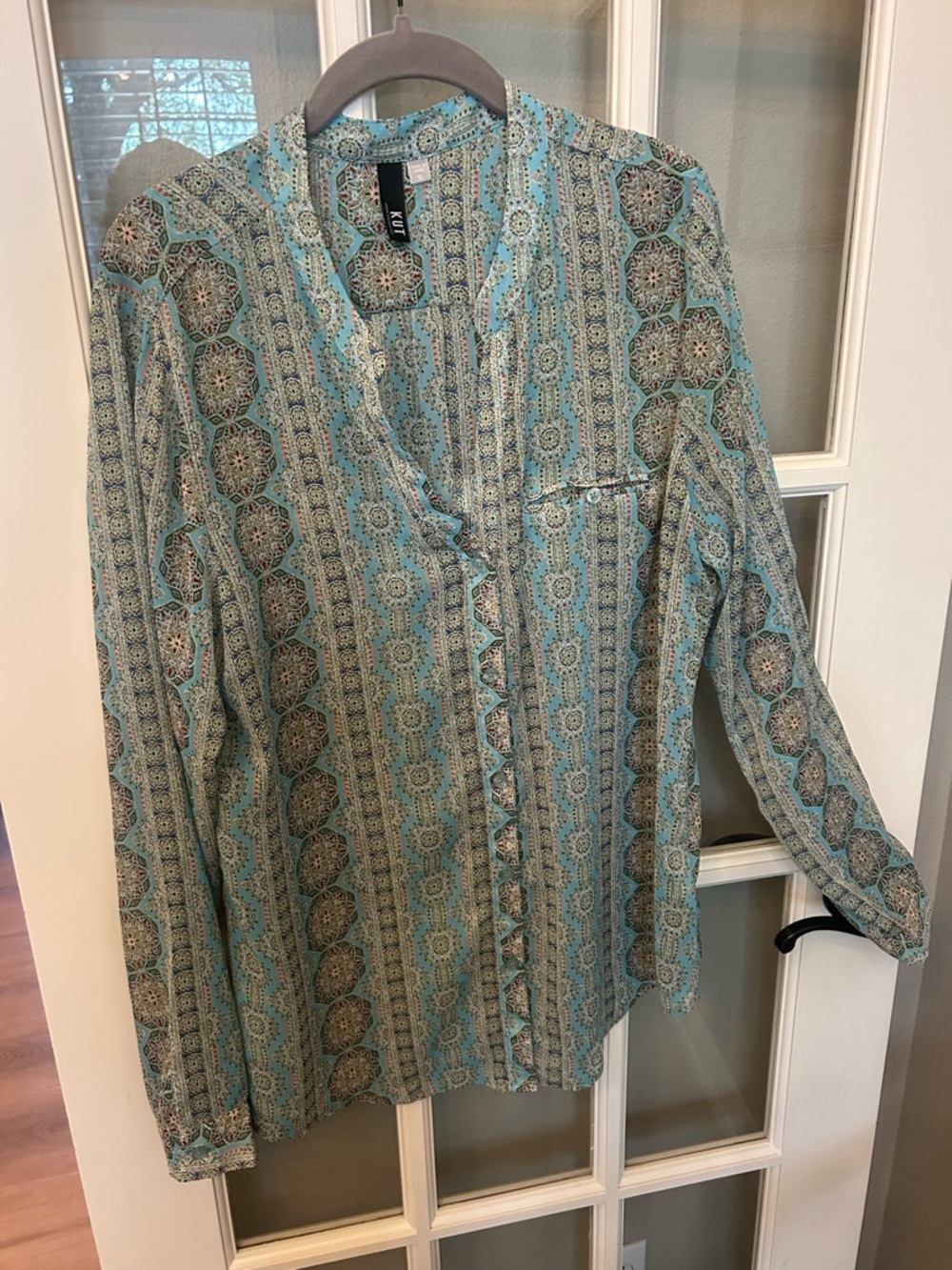 Kut from the Kloth Teal Mosaic-Print Ruffle V-Neck Blouse